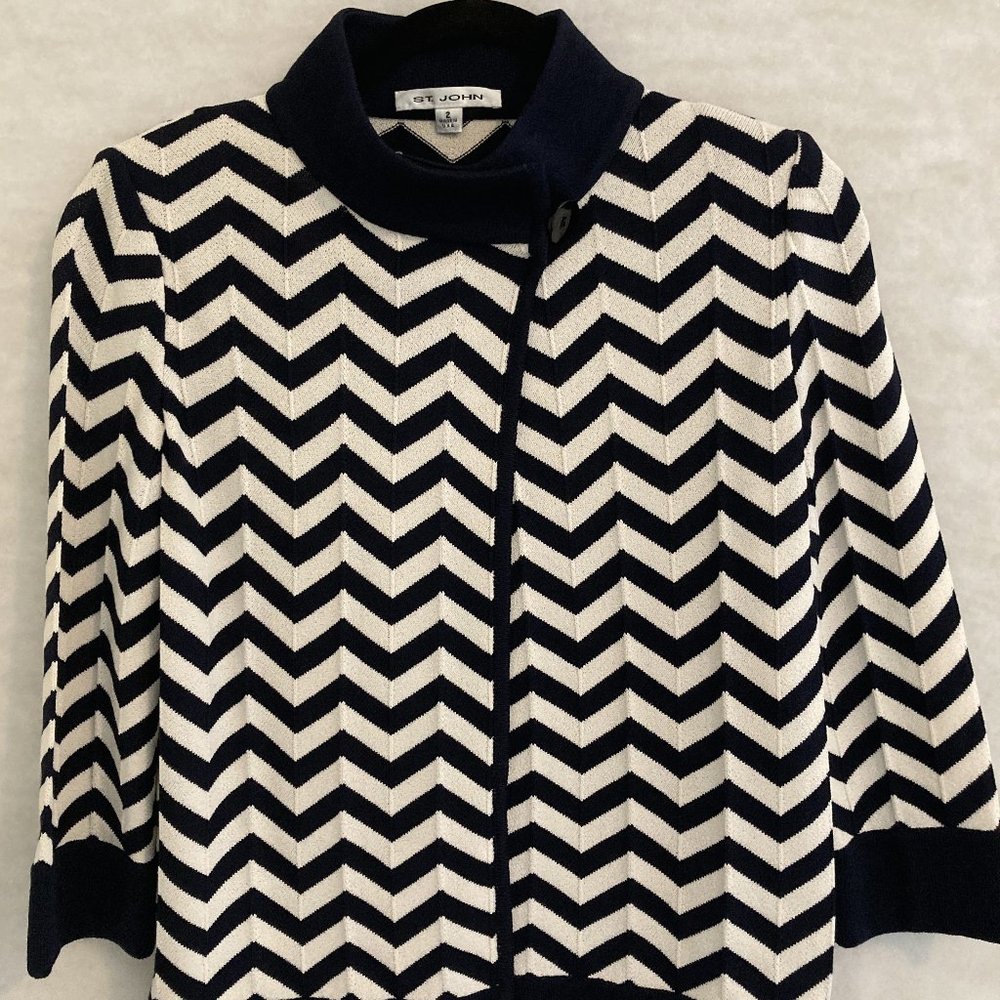 St. John Knits Santana Chevron Blazer, Size 2